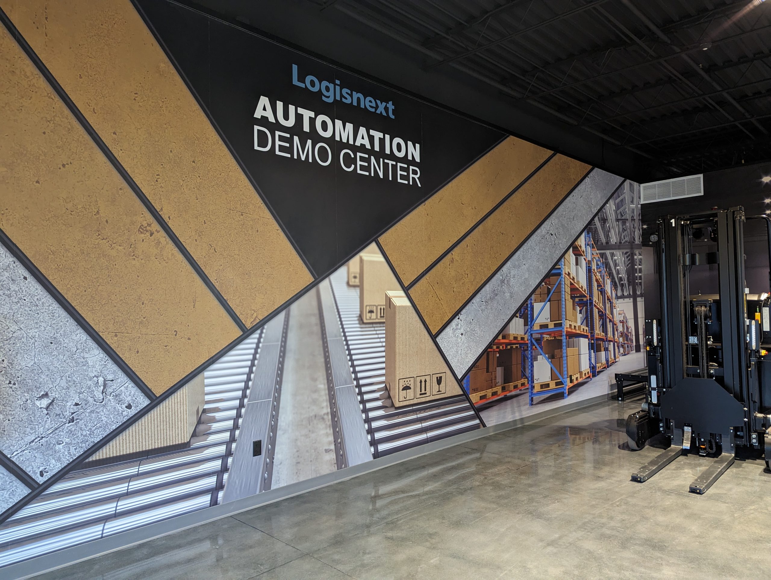 Logisnext showroom detail showing brand-immersive visitor experience